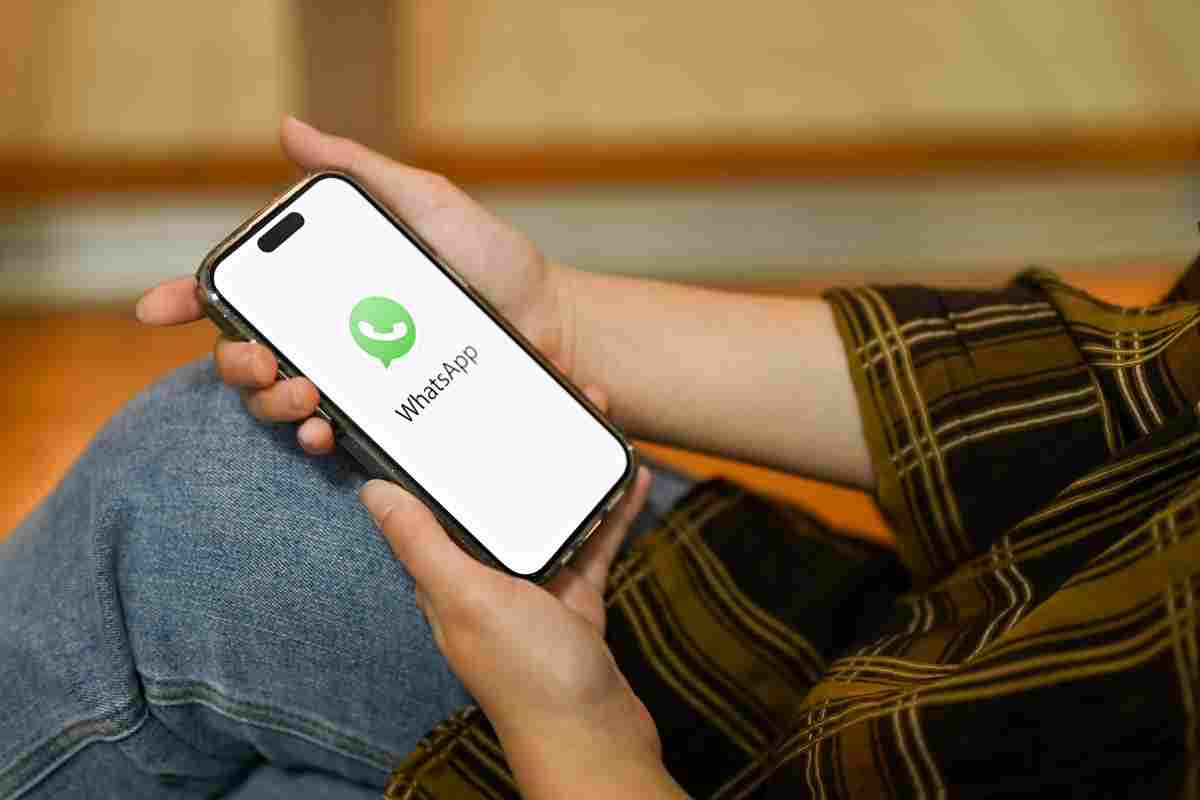 Whatsapp, non apparire online è possibile: ecco come fare