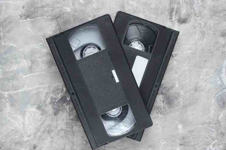 Vecchie VHS e monete che valgono un tesoro: ecco di quali si tratta