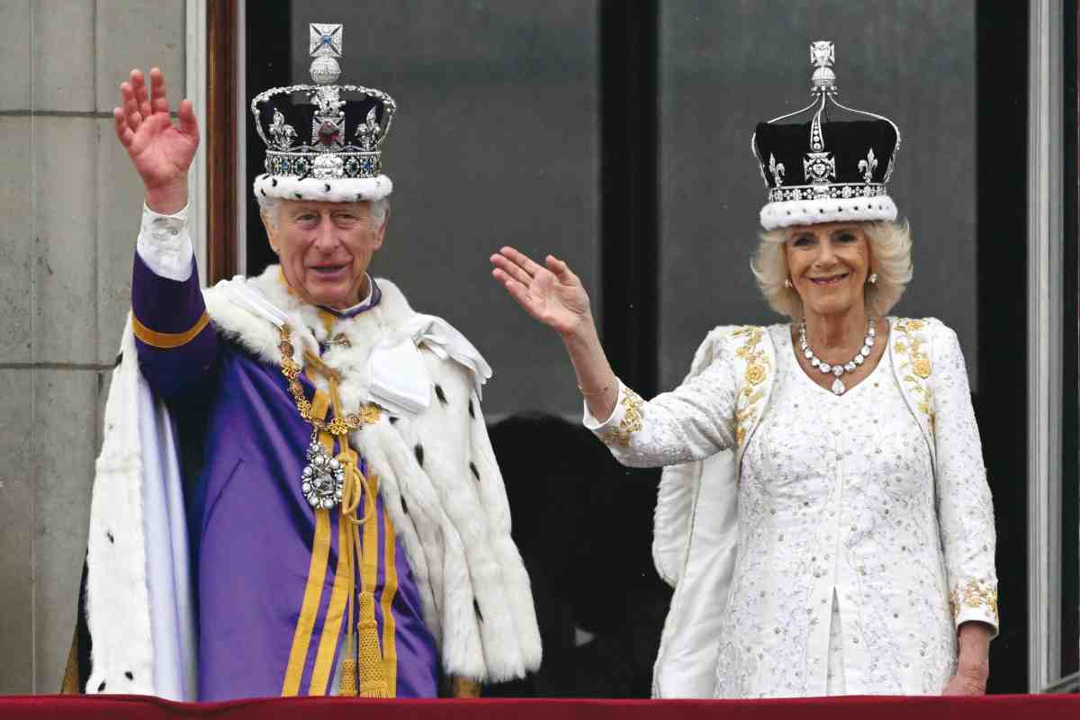 Re Carlo lascerà il trono?